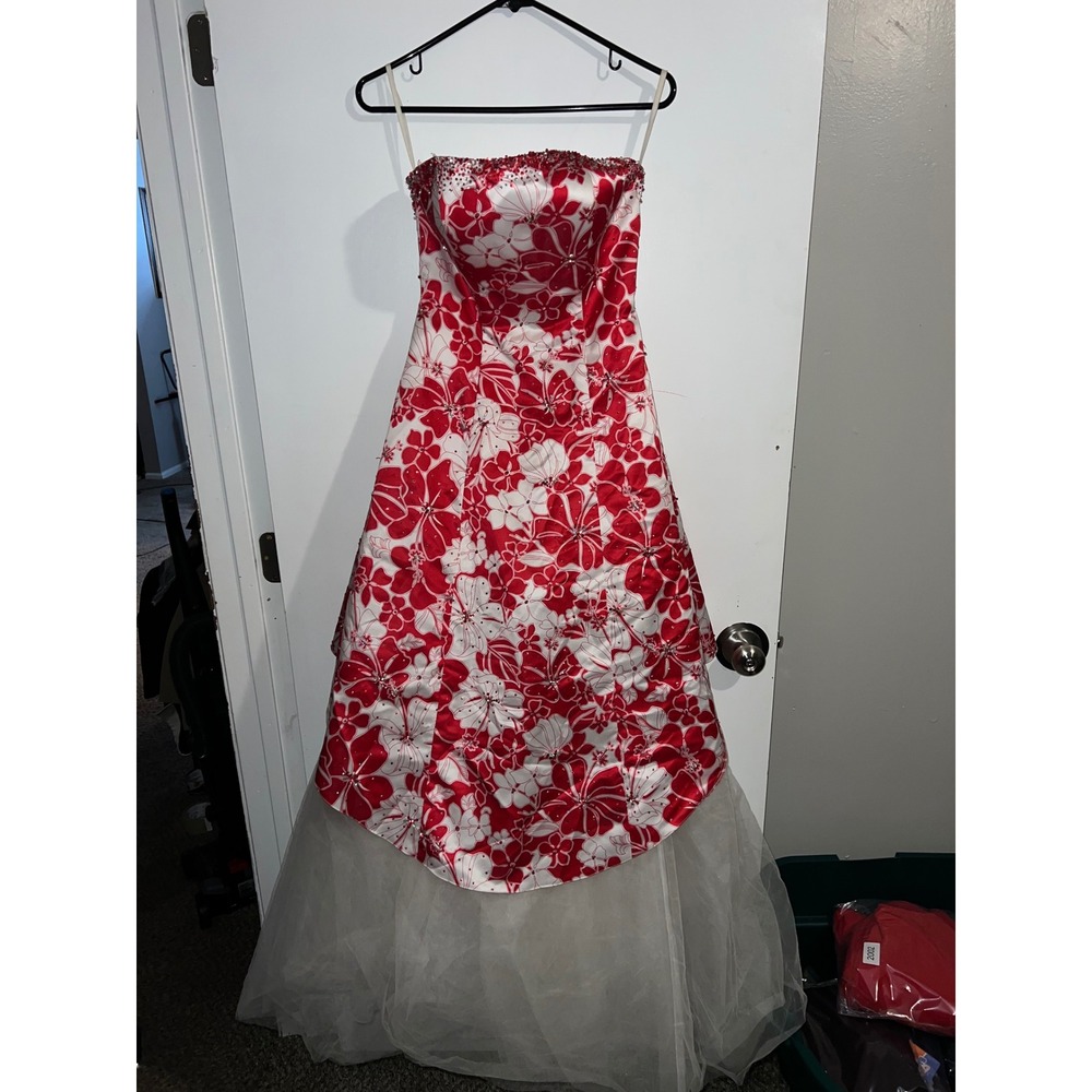 JB 2004-03-25 Red White Floral Beaded Tulle High Low Formal Gown Size 8